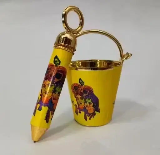 Laddu Gopal Ji Holi Pichkari Combo Pack of 2 with Mini Metal Bucket Kumkum Holder