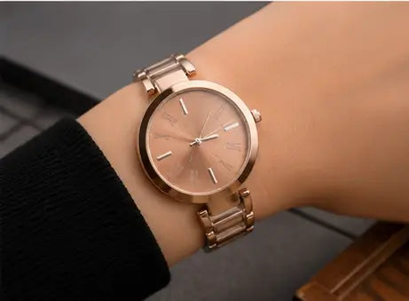 Women’s Designer Metal Analog Watch – Round Brown Dial Quartz Wristwatch | Stylish Fashion Watch with Additional Strap