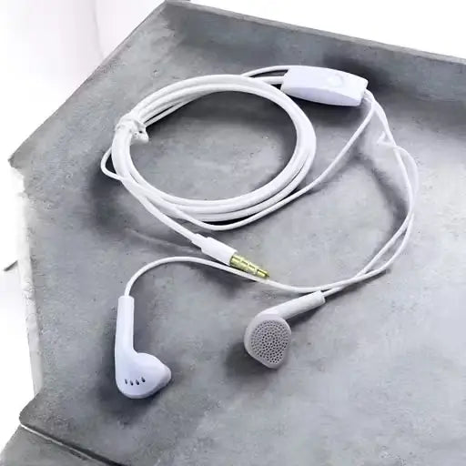 Neckband True Wireless Bluetooth Earphones | 8 Hours Playtime, Noise Cancelling, Compatible with All Smartphones, Multicolor.